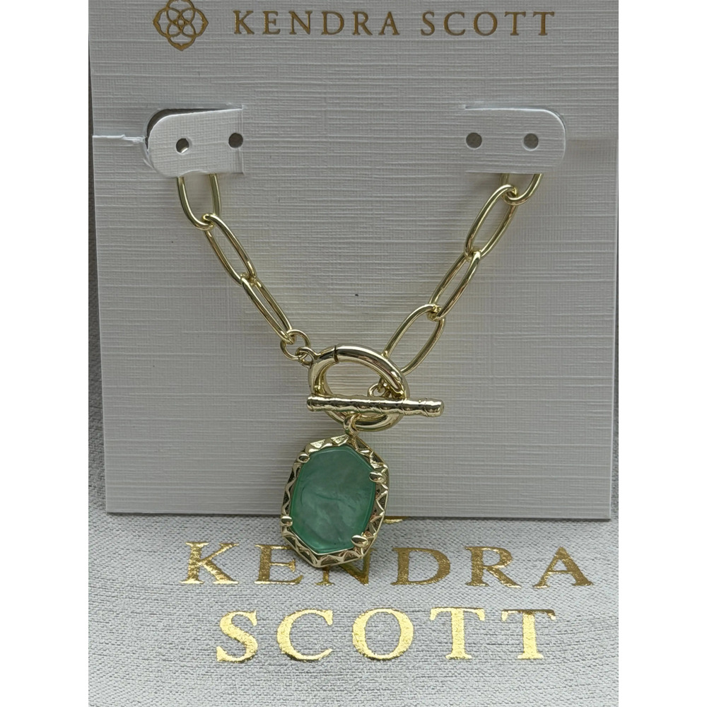 Kendra Scott green necklace - Picture 1 of 3